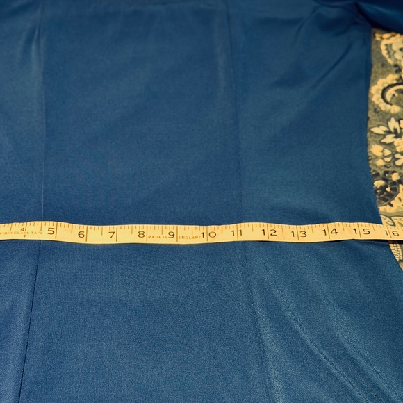 Blue fully lined dress - Picture 7 of 8